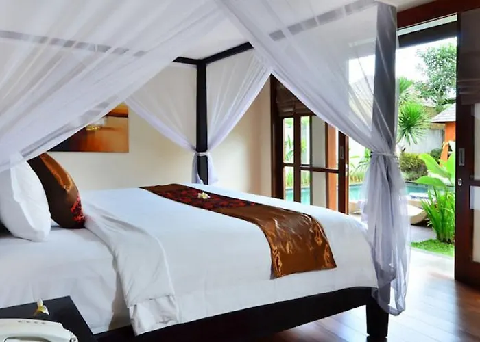 The Khayangan Dreams Umalas Villa *