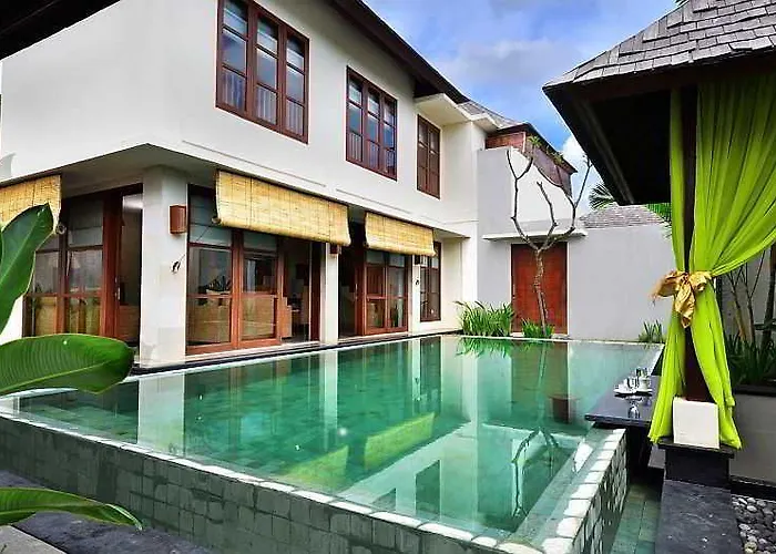 The Khayangan Dreams Umalas Villa *